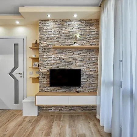 Romance & Free Parking Burgaz